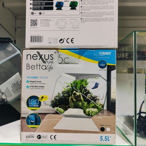 Nexus 5c Betta Life Aquarium
