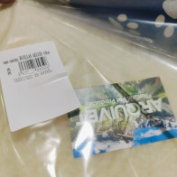 Cama Cuadrada Acogedora para Perros con Huellas Azules